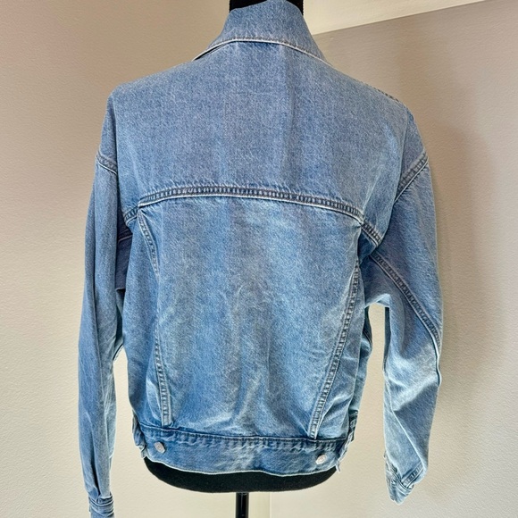LEVI’S Denim Trucker Jacket Size Small Light Wash Excellent Condition‎ - Picture 3 of 6